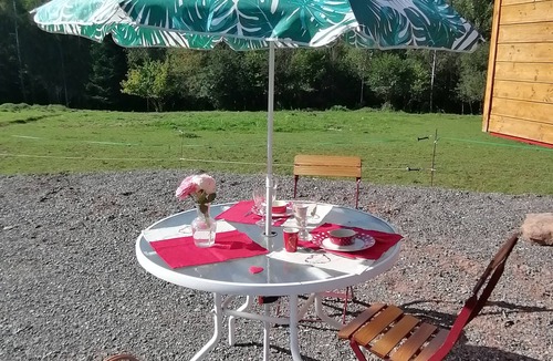 Celles-sur-Plaine Cabin | CAPUCINE trailer