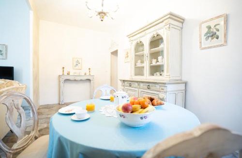 Bastide Saint-Louis Apartment | CAR-Volterra Cottage-AN