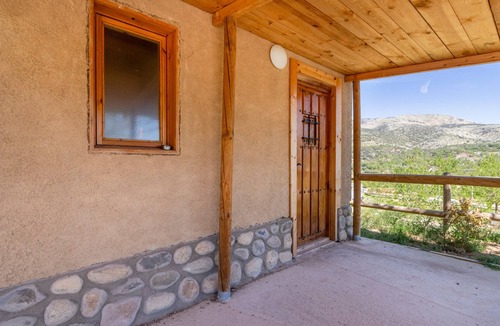 Alos de Balaguer RV Rental | Caravan 'Bungalow 3' with Mountain View, Wi-Fi and Air Conditioning