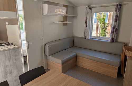 Vaulnaveys-le-Bas RV Rental | Caravan “Chalet Portland N°42” with Shared Pool