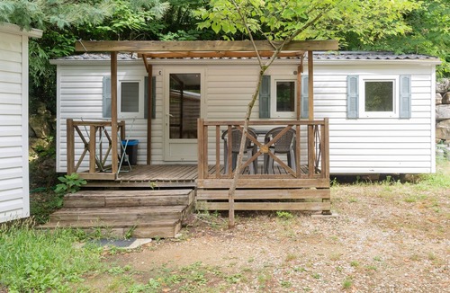 Vallon-Pont-d'Arc RV Rental | Caravan 'Midi - Mobil Home 4-6 Pers' with Private Terrace and Shared Garden