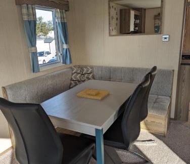 Weymouth Resort | Caravan sleeps 8 at Littlesea, Weymouth
