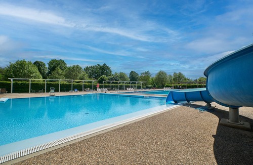 Mens RV Rental | Caravan "Tente 4 Personnes" with Shared Pool & Shared Terrace