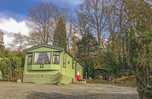 Low Newton House | Caravan with one double and one twin.