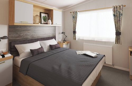 Waren Mill House | Caravan with one double and one twin.