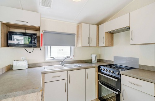 Longridge House | Caravan with one double and own twin.