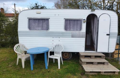 Saint-Martin-des-Noyers Other | Caravane cocooning