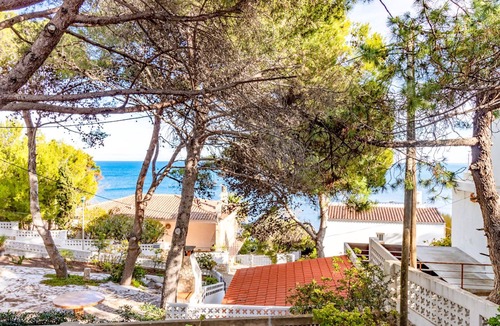 Llanca Apartment | Carboneras 53 - Apartment with terrace and views