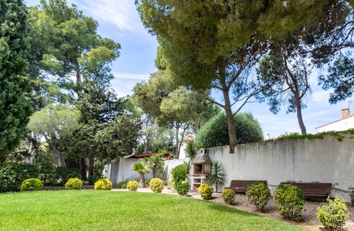 Llanca Apartment | Carboneres 54 - Comfortable apartment close sea