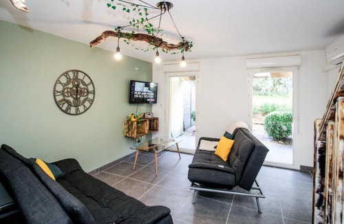 Carcassonne House | CARCASSONNE Maison, Jardin sans vis a vis, Parking