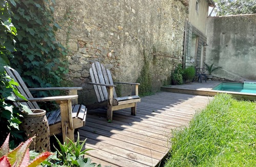 Trebes Cottage | Carcassonne: village house with swimming pool 2 steps from the Canal du Midi