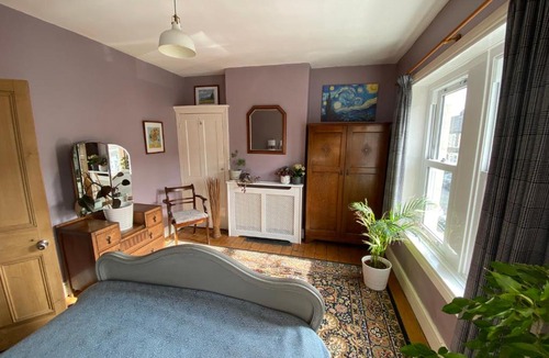 Splott House | Cardiff - Home from Home