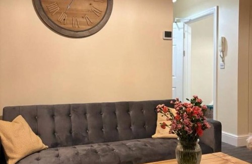 Penarth Apartment | Cardiff/Pernath Home2n