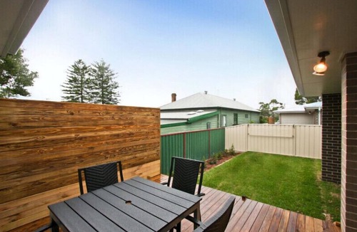 Cardiff Villa | Cardiff Two Bedroom Villa