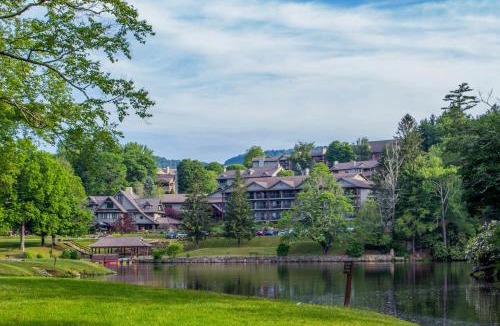 Blowing Rock Apartment | Cardinal 104