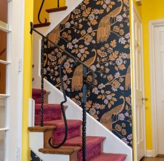 Cornwall House | Cardinal Inn Western Room