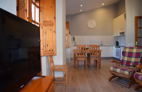 Cardona Apartment | Cardona Fira