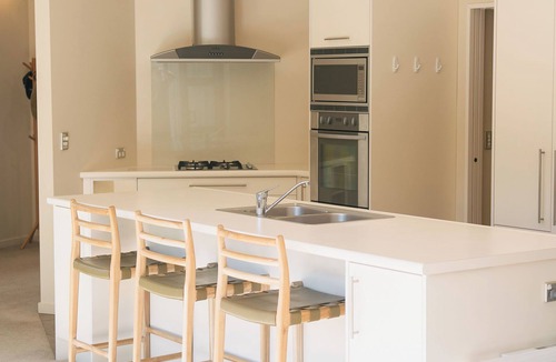 Cardrona House | Cardrona Alpine Villa (with hot tub)