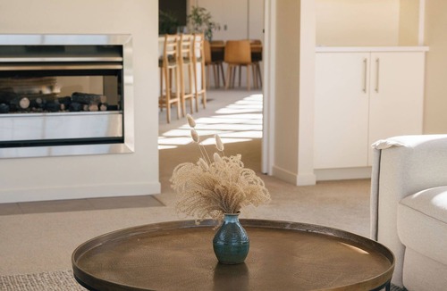 Cardrona House | Cardrona Alpine Villa (with hot tub)