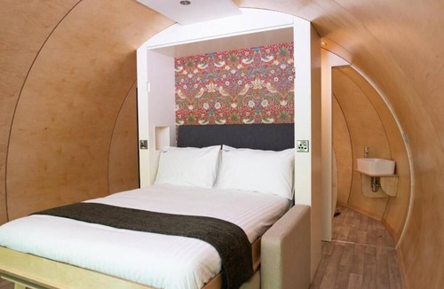 Strathblane Hotel | Cardross Estate Glamping