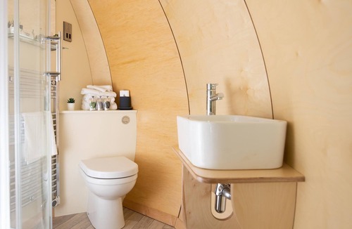 Strathblane Hotel | Cardross Estate Glamping