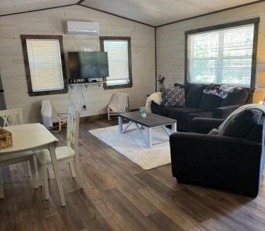 Mechanic Settlement Cabin | Cardwell cabins