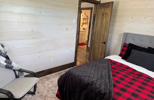 Mechanic Settlement Cabin | Cardwell cabins