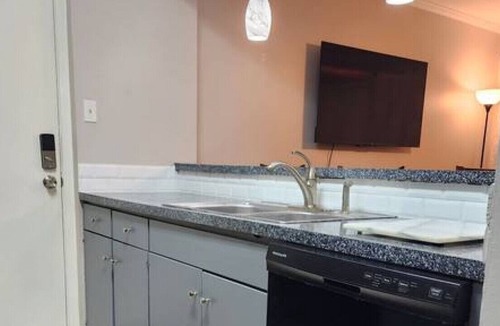 Ennis Apartment | Carefree 2B Apt In Historic District