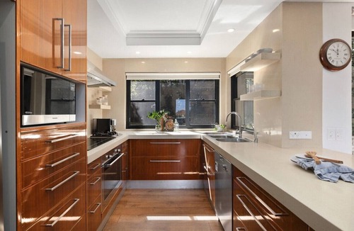 Queenscliff House | Carefree Beachside Sanctuary