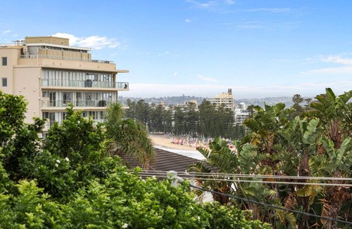 Queenscliff House | Carefree Beachside Sanctuary