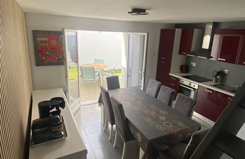 Noirmoutier-en-l'Ile House | CAREFREE: House in VIEIL 200m beaches, bikes, WIFI