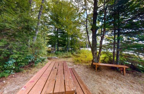 Ellsworth House | Carefree Point