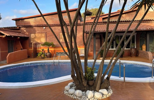 Montcada I Reixac House | Caribbean Home Barcelona - Luxury Private Oasis