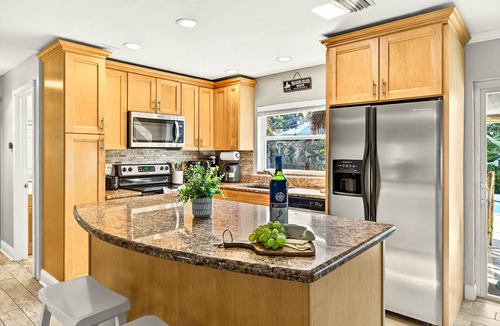 Seminole House | Caribbean Vibes Heated Pool 5 Miles to the Beach