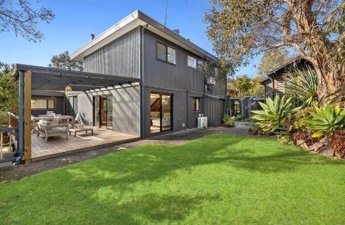 Anglesea House | Carji