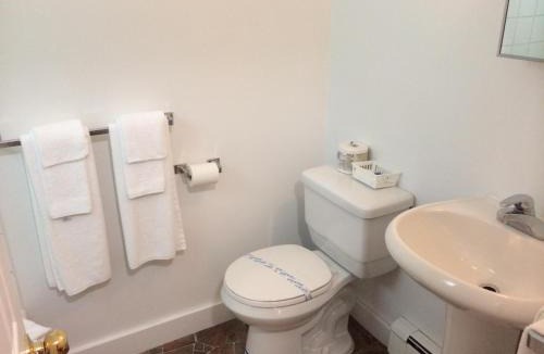 Borden-Carleton Bed & Breakfast | Carleton Motel and Coffee Shop