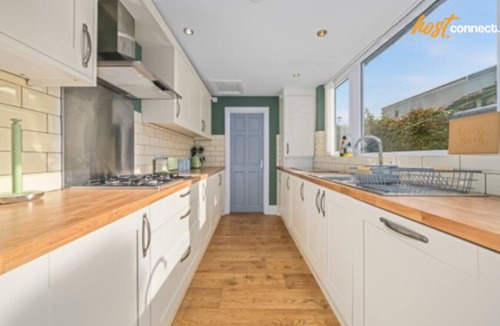 Carlisle House | Carlisle 3Bed Sleeps 6