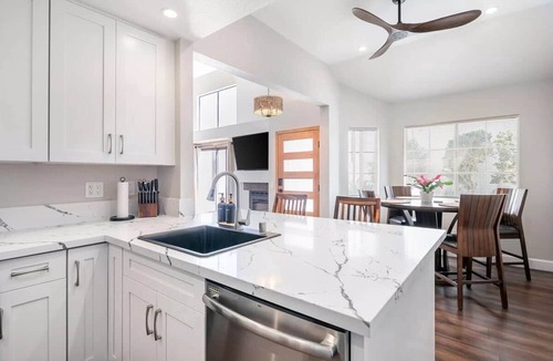 Aviara House | Carlsbad Coastal Escape Walk To Beach Legoland