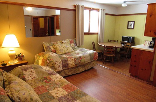 Twin Mountain Cabin | Carlson's Lodge