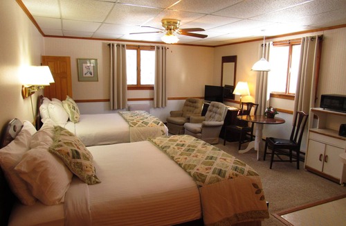 Twin Mountain Cabin | Carlson's Lodge