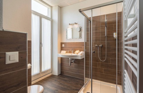 Central Interlaken Hotel | Carlton-Europe Vintage Adults Hotel