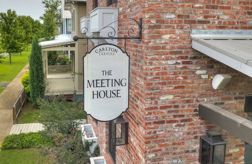 Eufaula Apartment | Carlton Landing! Meeting House- King bed en suite!