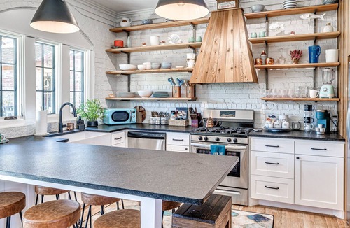 Eufaula Cottage | Carlton Landing-The Coral Cottage