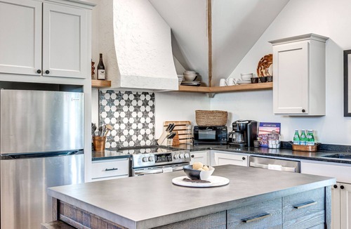 Eufaula Apartment | Carlton Landing-Stones Throw