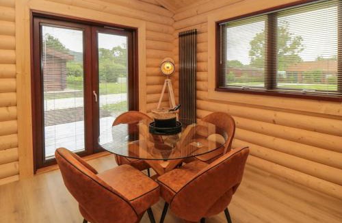 Carlton-in-Cleveland House | Carlton Lodge 1