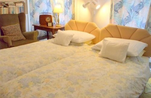 Seamill Bed & Breakfast | Carlton Seamill B&B