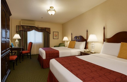 Campbell Hotel | Carlyle Hotel