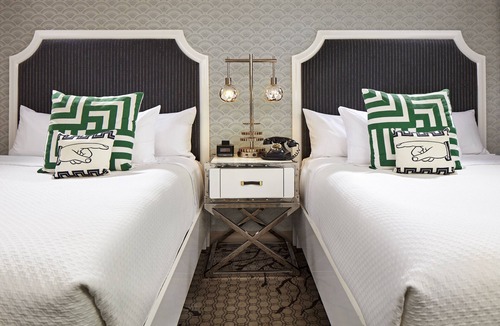 Pico - Robertson Hotel | Carlyle Inn
