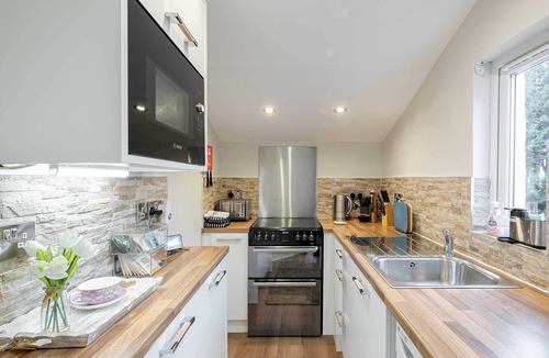 Falkirk Apartment | Carmel Apartments Residence