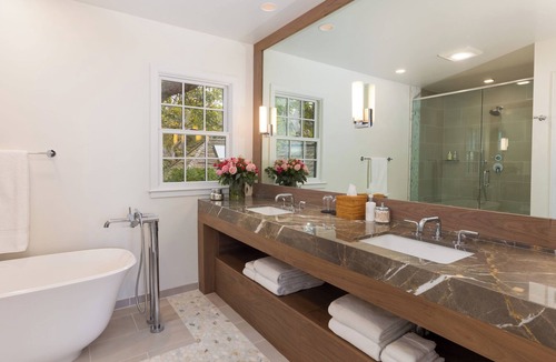 Golden Rectangle Hotel | Carmel Beach Hotel